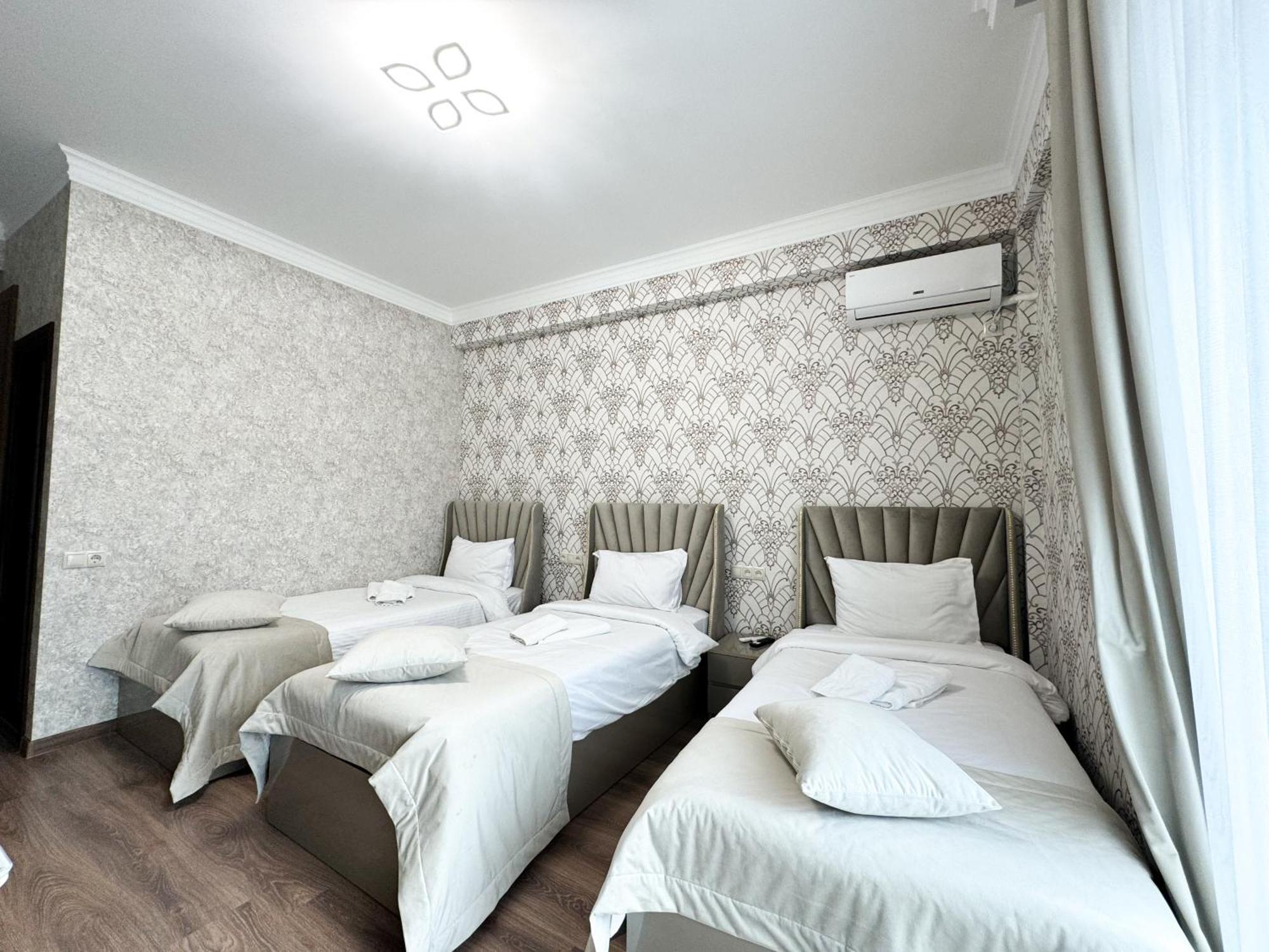 Armenia Hotel Ереван Стая снимка